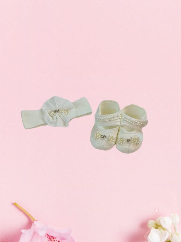 Παπούτσια Αγκαλιάς & Κορδέλα F33007