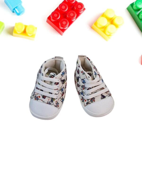 Παπούτσια Αγκαλιάς Με Κορδόνια Q0002