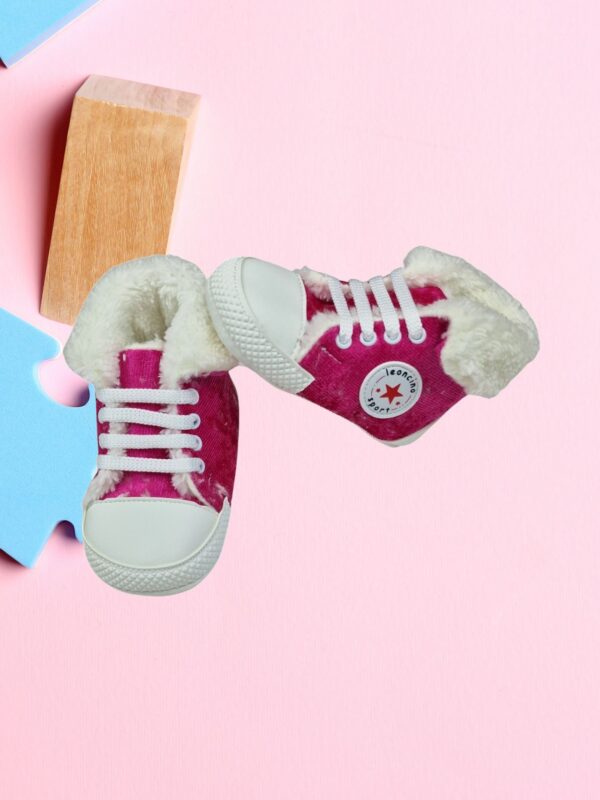 Παπούτσια Αγκαλιάς με Κορδόνια & Γούνα S0229